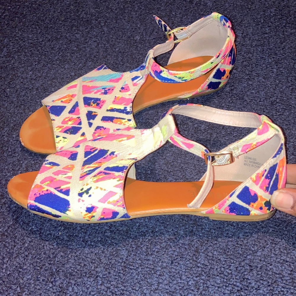 Sandals - Picture 2 of 5